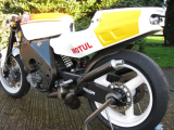 Suzuki RGV500
